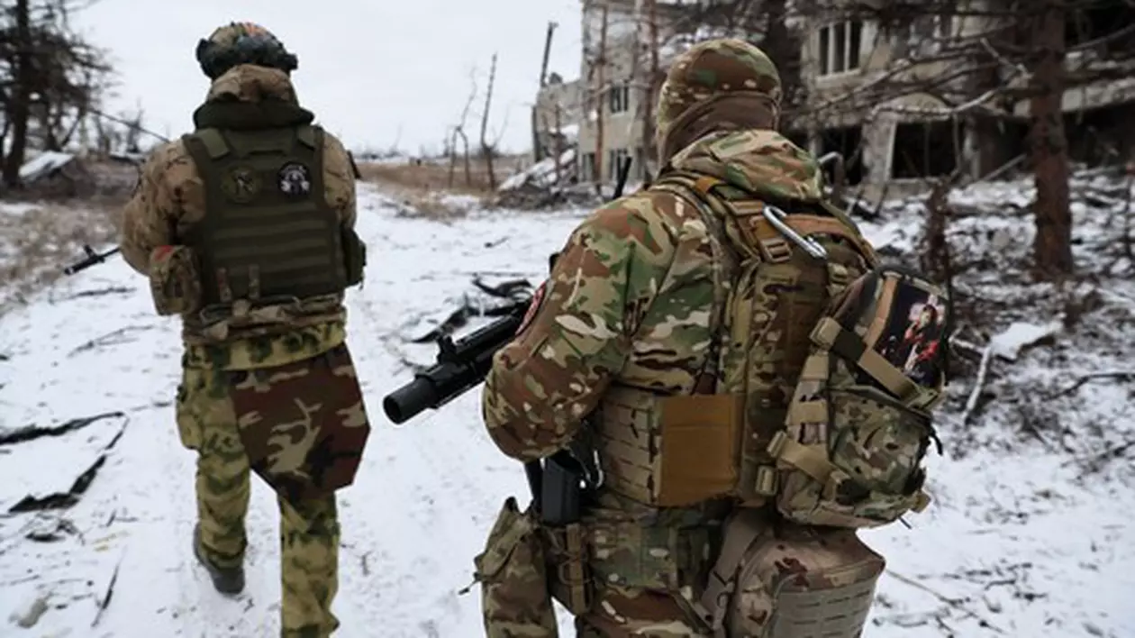Război în Ucraina, ziua 726 | Zelenski recunoaște „o situație extrem de dificilă în mai multe zone de pe front”