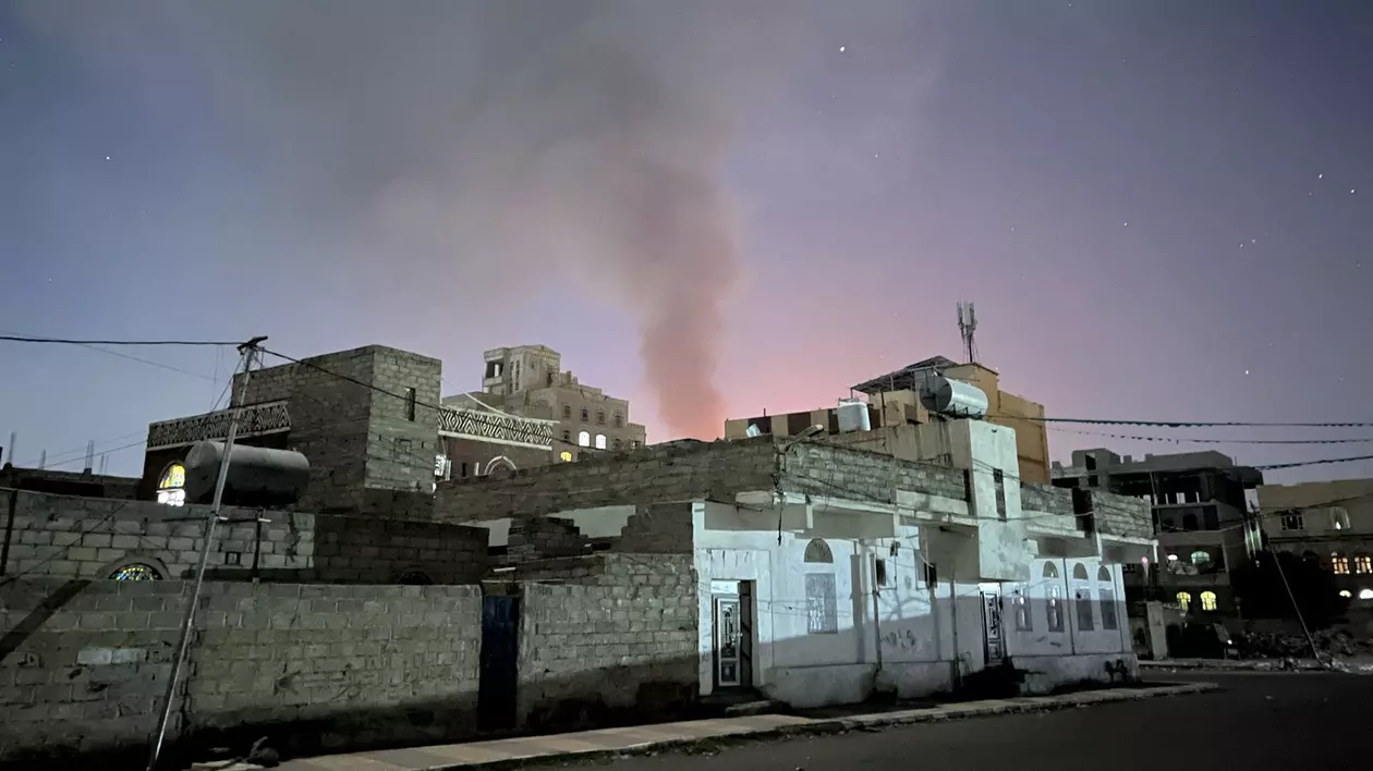 Statele Unite și Marea Britanie au efectuat noi atacuri asupra rebelilor Houthi din Yemen