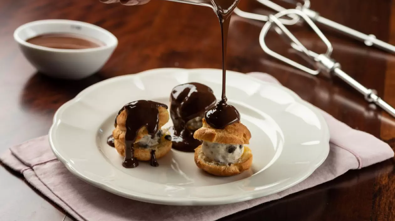Rețete de profiterol - cum faci cel mai bun profiterol