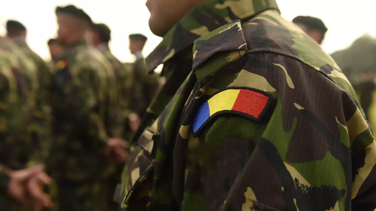Ce spun unii tineri întrebați despre stagiul militar voluntar în termen: „De ce nu m-aș duce direct în armată?!”