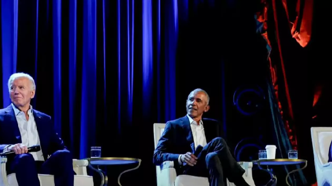 Biden (stânga), Obama (centru) și Clinton în cadrul evenimentului de strângere de fonduri Captură YouTube