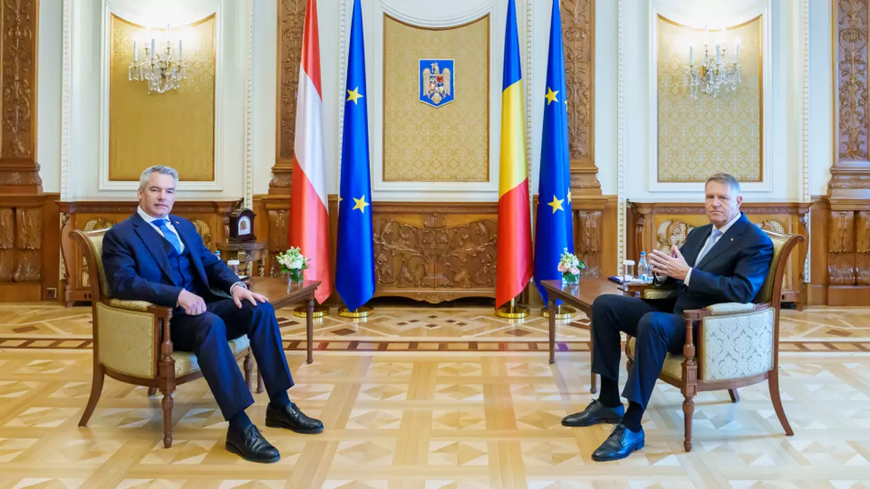 Nehammer, întâlnire de 45 de minute cu Iohannis. Concluzia, anunțată de președinte într-un mesaj: „Am convenit să continuăm procesul de aderare deplină a României la Schengen”