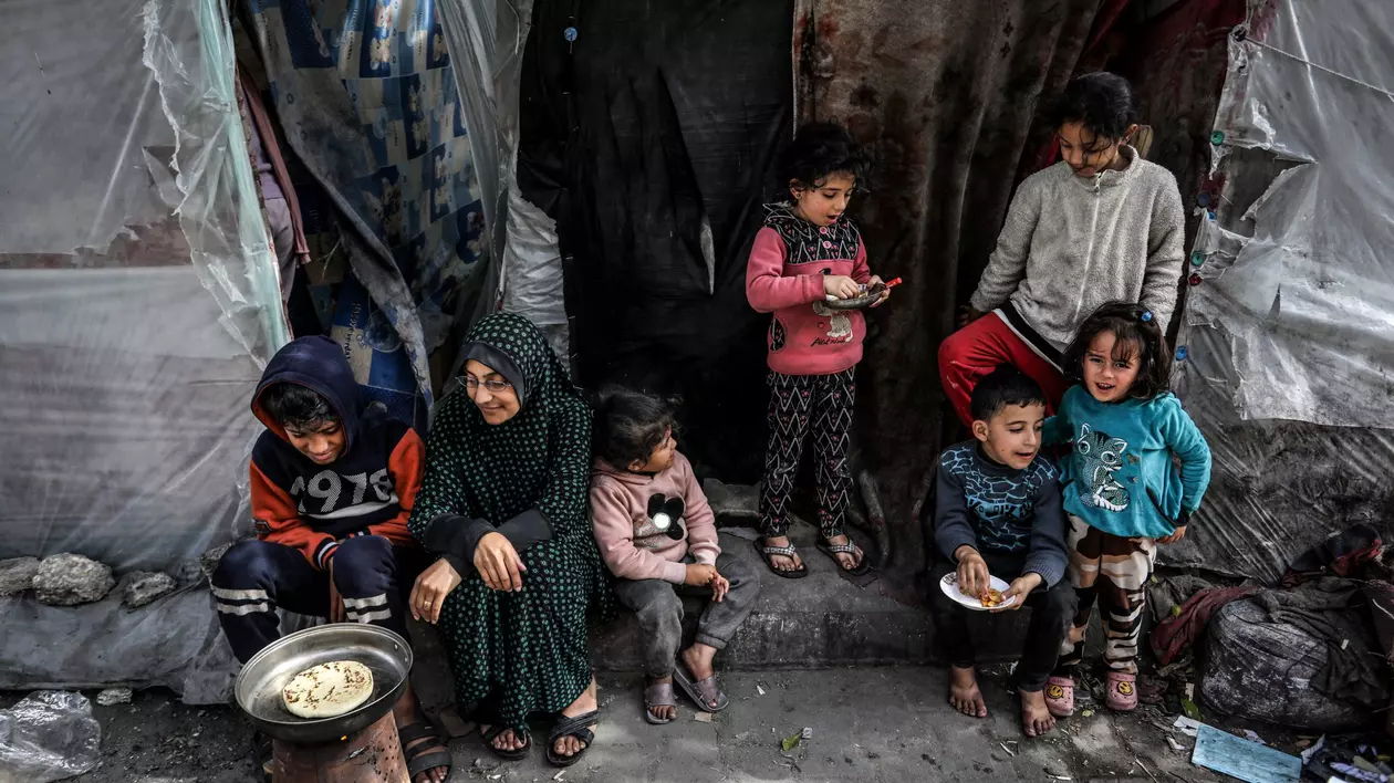 Nu există Ziua Femeii în Fâșia Gaza, spun mamele copiilor înfometați. „Aici suntem aproape de Ziua Judecății de Apoi, din cauza Israelului!"