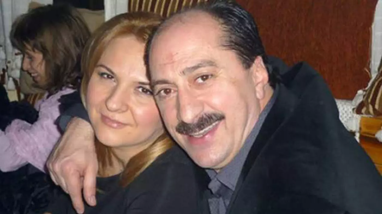 Romică Țociu nu are grijă de banii familiei. Soția se ocupă: „Nicoleta îi direcționează. Dacă ea n-ar fi, s-ar alege praful”