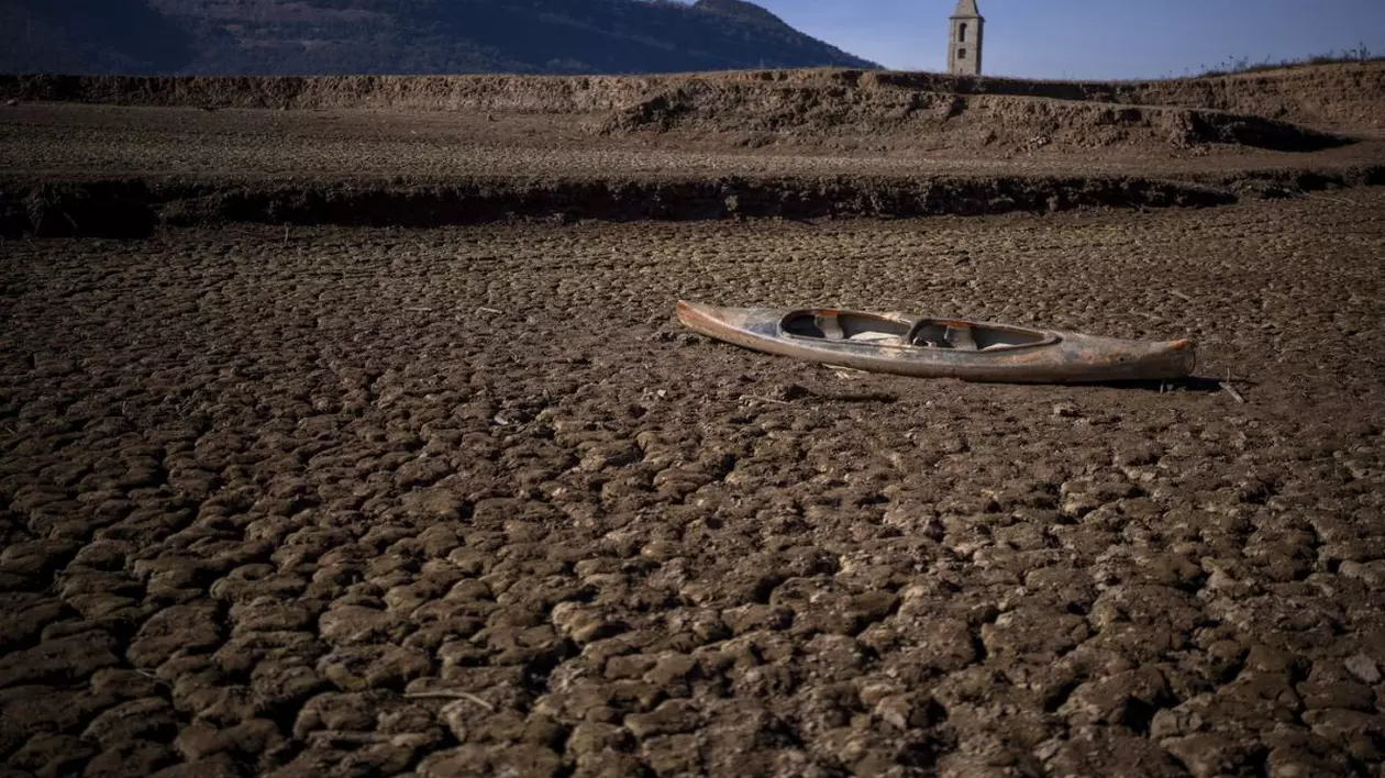 Pagubele economice provocate de schimbările climatice, de șase ori mai grave decât se credea: „Până la sfârșitul secolului, oamenii ar putea fi cu 50% mai săraci”