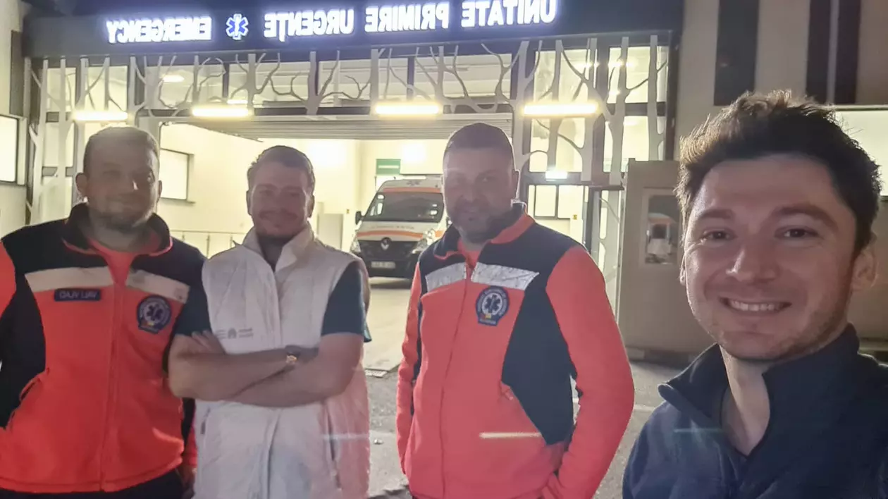 Un bărbat care s-a înecat cu mâncare, într-un restaurant din Braşov, salvat de echipajul de la Ambulanţă și de medici de la „Marius Nasta"