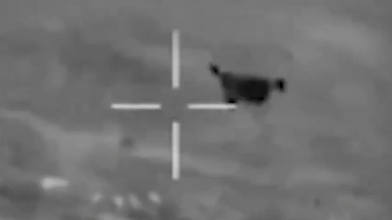 Armata israeliană a publicat imagini din avioanele de vânătoare care doboară dronele şi rachetele iraniene | VIDEO