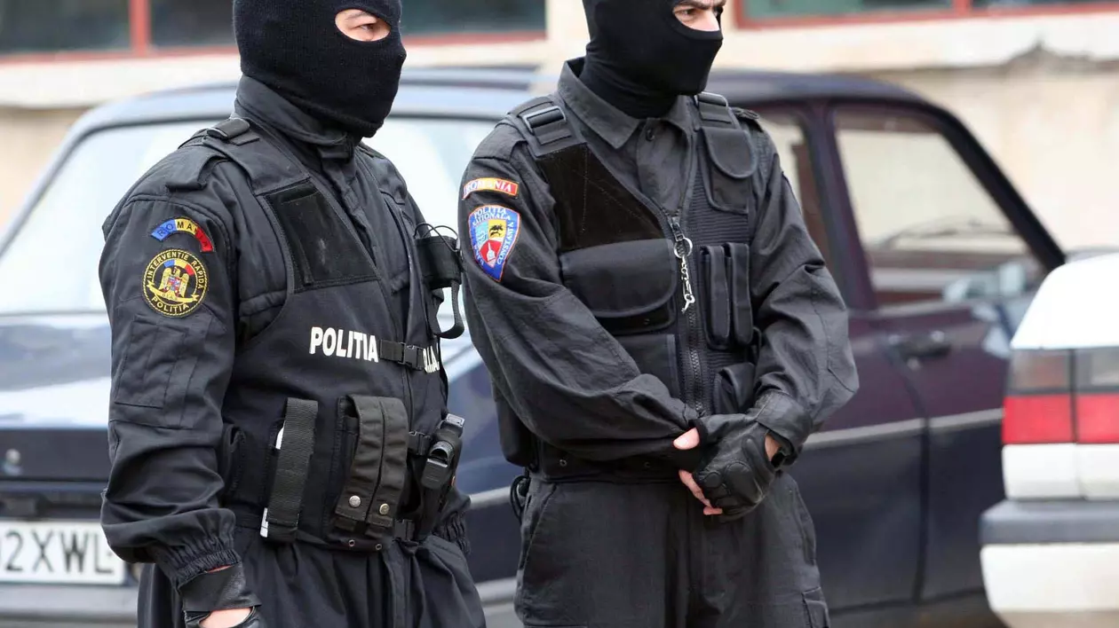 Operațiunea „Jupiter”: 150 de percheziții în dosare de fraudă și înșelăciune. Cum a făcut rost „Măicuța Beatrice” de 87.000 de euro