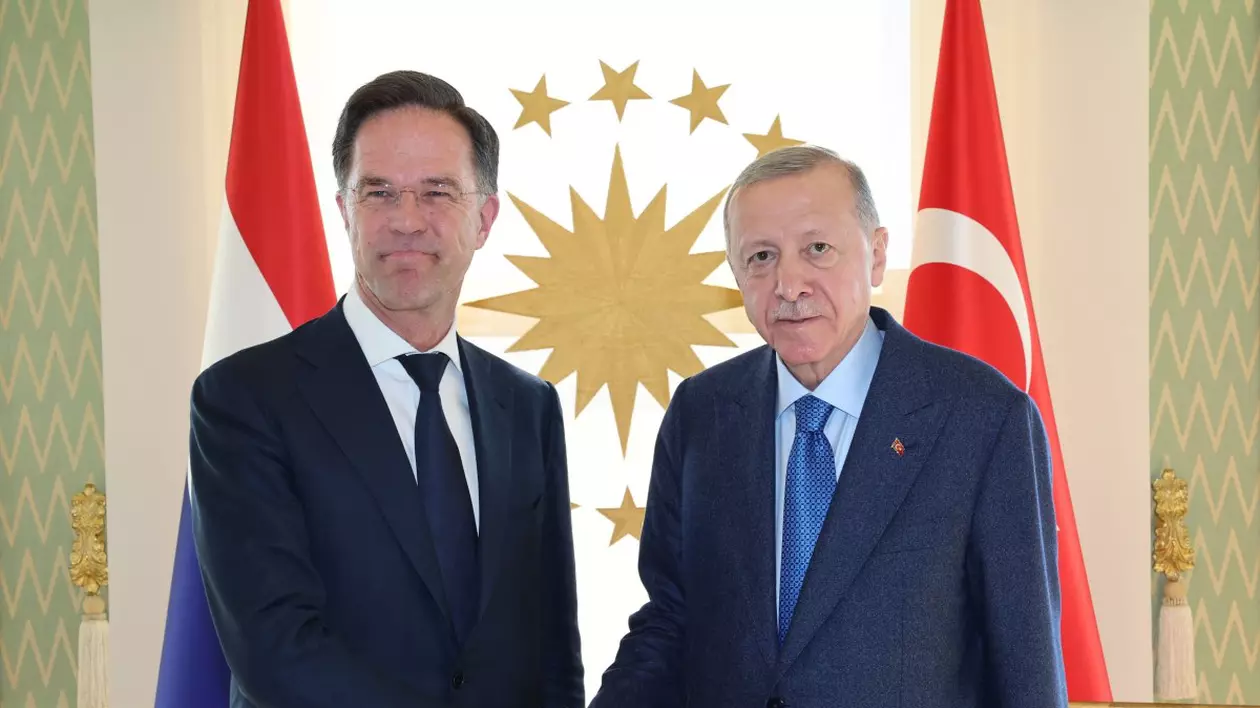 Turcia a anunțat că-l susține pe Rutte la șefia NATO. Doar două țări nu au anunțat până acum dacă îl aleg pe el sau pe Iohannis
