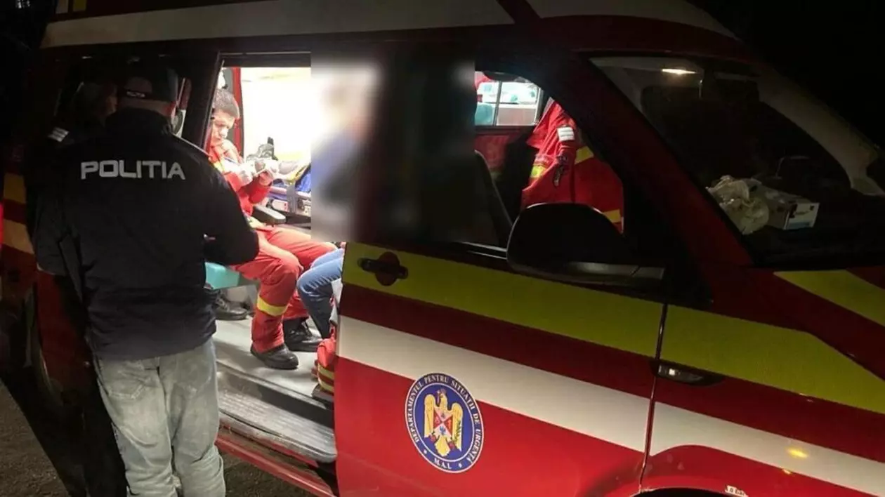 Băiețel de 9 ani salvat după o oră, în zona mănăstirii Ciolanu, noaptea, după ce a fugit de lângă familie în pădure din cauză că pierduse la un joc