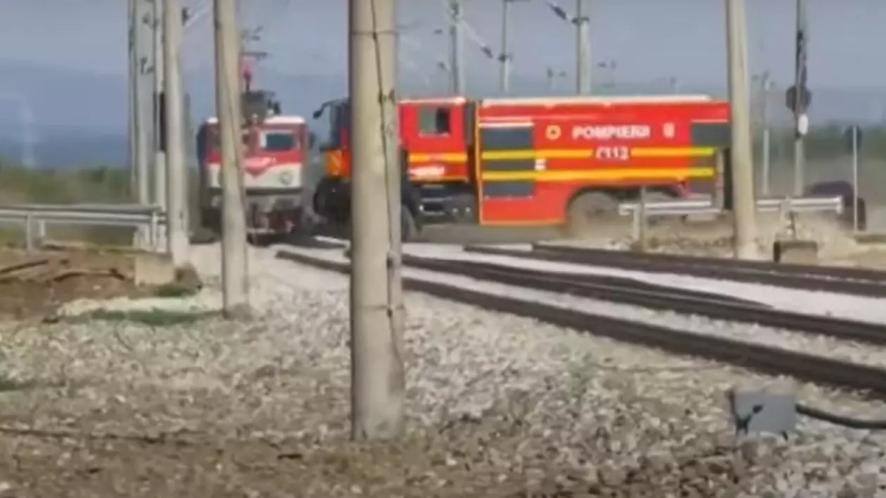 Mecanicul de locomotivă care a frânat și a evitat impactul cu o mașină de pompieri, la Câmpia Turzii, premiat de CFR Călători
