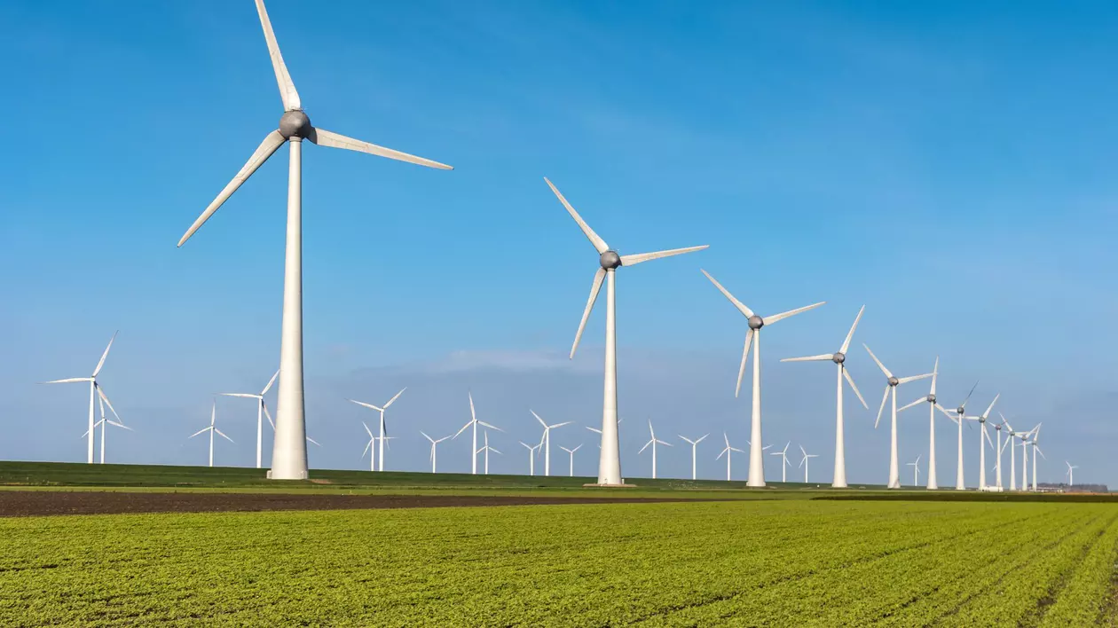 UE lansează o investigație privind subvențiile date de China pentru turbinele eoliene, inclusiv cele instalate în România