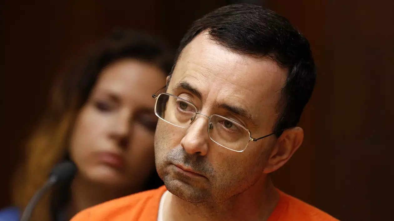 Guvernul american va despăgubi gimnastele abuzate de medicul Larry Nassar. Suma plătită de Departamentul de Justiție