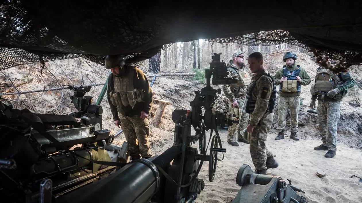 Ucraina are nevoie de muniție. Un lunetist american de pe front spune că soldații Kievului preferă puștile din epoca sovietică, pentru că iau gloanțele de la ruși