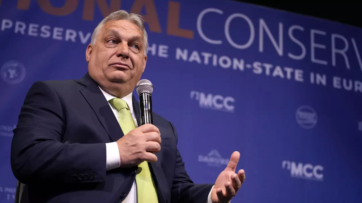 Viktor Orban: „NATO se apropie de război. E ca un pompier care vrea să stingă incendiul cu un aruncător de flăcări”