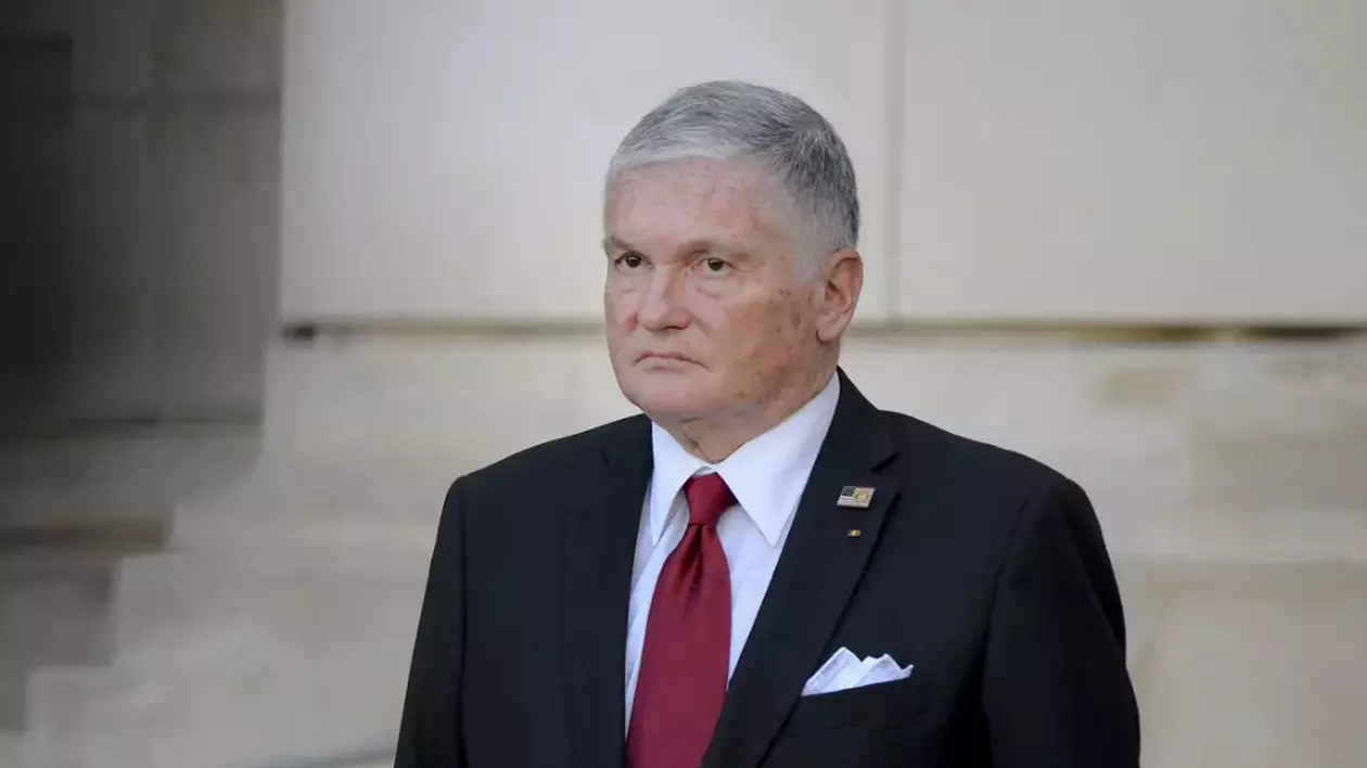 Adrian Zuckerman acuză că numărul doi în Directoratul Naţional pentru Securitate Cibernetică este o susţinătoare a comuniştilor chinezi