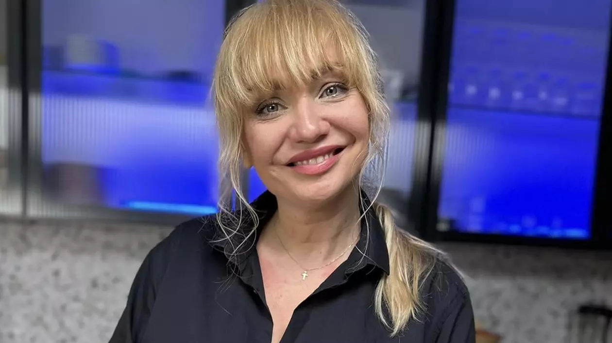 Cristina Cioran are un nou iubit după despărțirea de Alex Dobrescu: „Este mult mai tânăr decât mine”. Plănuiește să se mute din România cu el