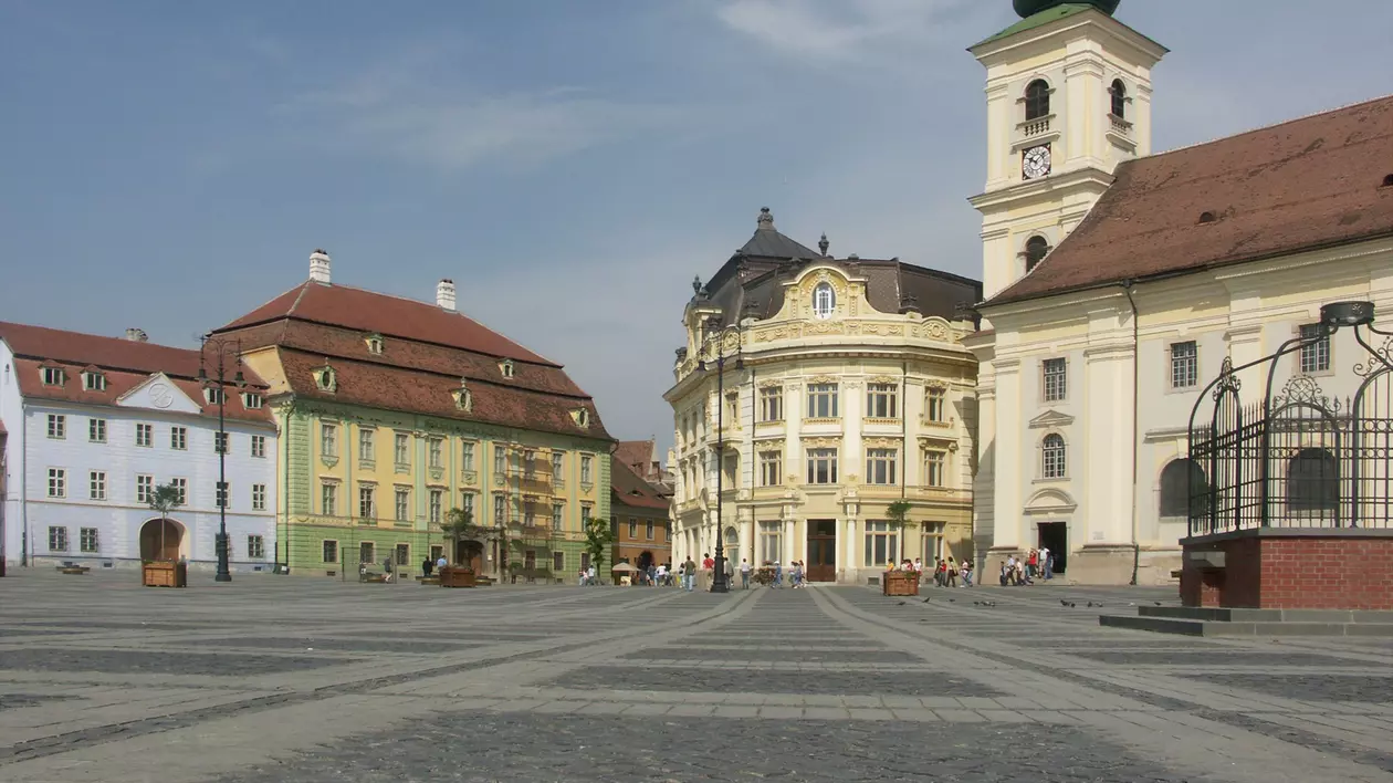 Un candidat la Primăria Sibiu, obligat să șteargă un filmuleț de pe TikTok în care a dezinformat electoratul