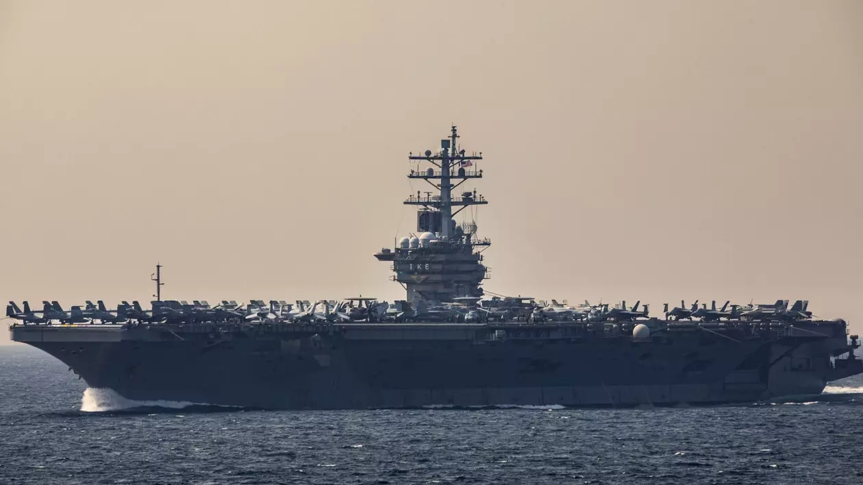 Rebelii Houthi susțin că au lovit portavionul nuclear american Eisenhower: „Direct și precis”