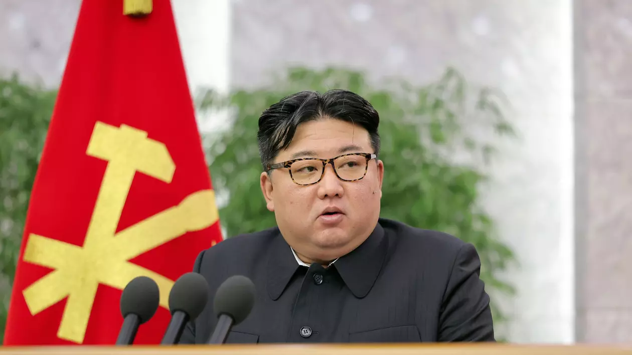 Asistenții lui Kim Jong Un încearcă să facă rost de medicamente din străinătate pentru a-l ajuta pe liderul nord-coreean să slăbească