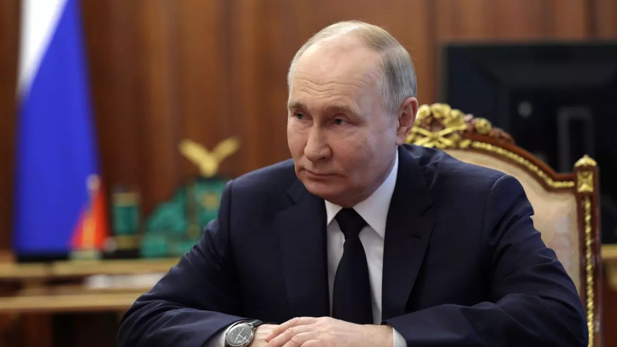 Vladimir Putin îl schimbă pe Serghei Şoigu din funcţia de ministru al apărării, după 12 ani. Cine va prelua conducerea ministerului