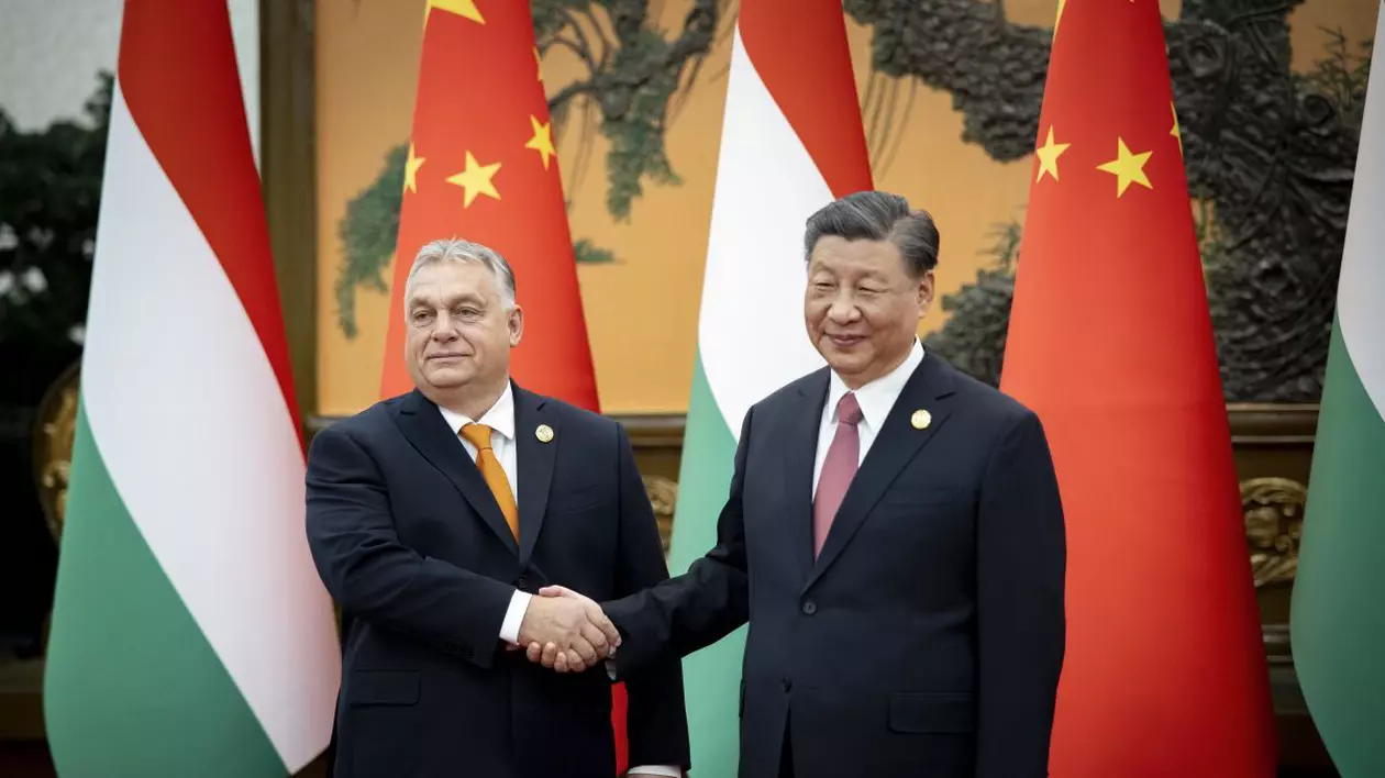 Xi Jinping se întâlnește cu Viktor Orban la Budapesta. Liderul ungar a vorbit cu Volodimir Zelenski înainte de întrevederea cu președintele Chinei