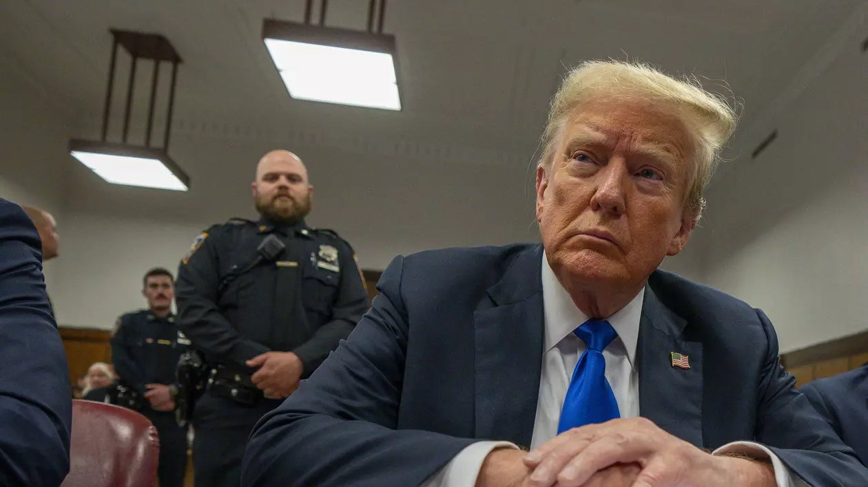 ANALIZĂ. Donald Trump, în așteptarea verdictului în procesul Stormy Daniels. Mai poate fi președintele SUA în cazul unei condamnări?