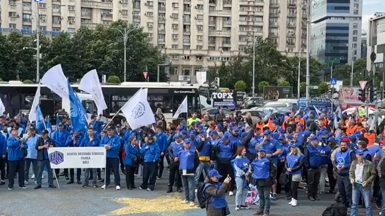 Angajații de la stat au anunțat că vor protesta joi în fața Guvernului față de „inechitățile și discriminările salariale”