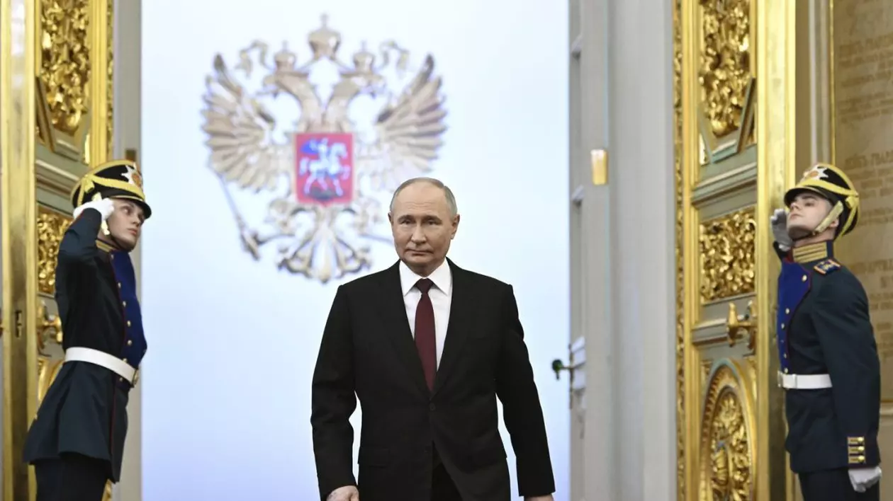 Putin, mesaj pentru locuitorii din „pământurile noastre istorice” la ceremonia de învestire pentru al cincilea mandat. „Împreună vom depăși toate obstacolele”