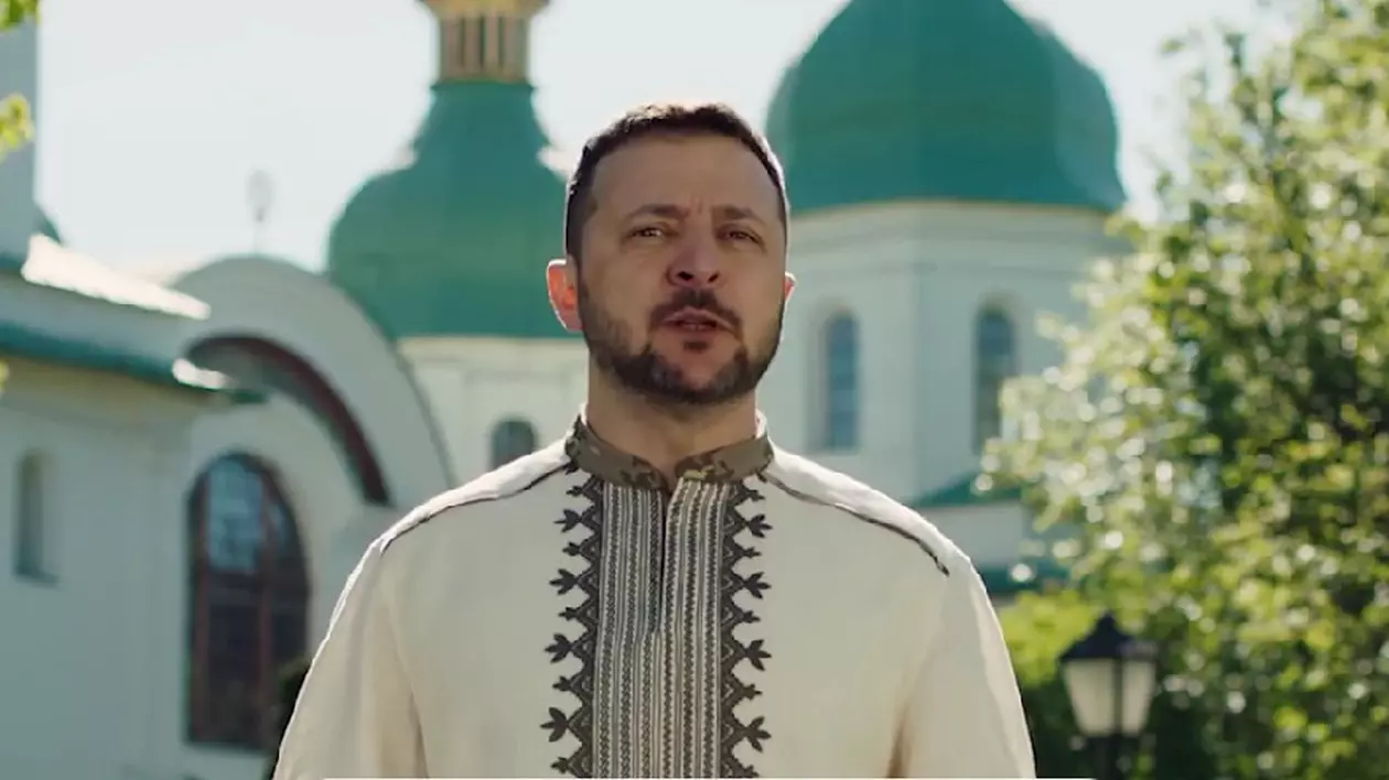 Volodimir Zelenski, în fața Catedralei Sfânta Sofia din Kiev Captură Facebook