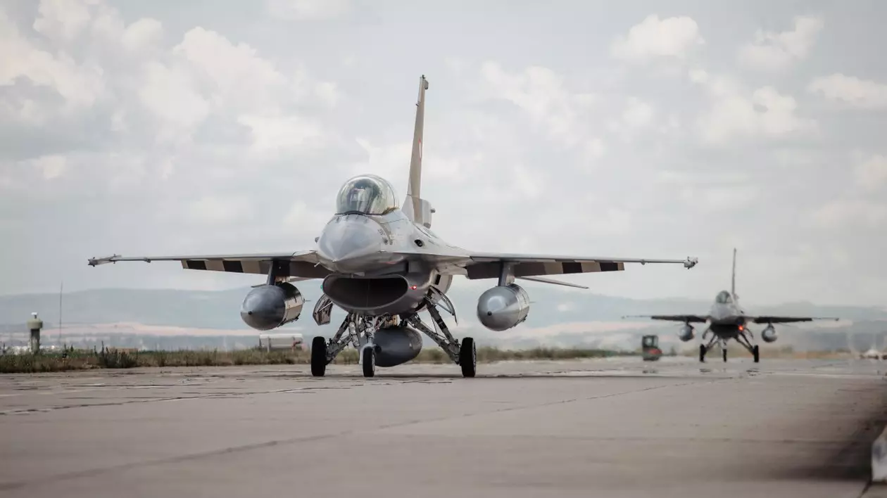 Ucraina a pierdut un F-16. Avionul de luptă a fost distrus într-un accident, potrivit unui oficial american. Reacția Kievului