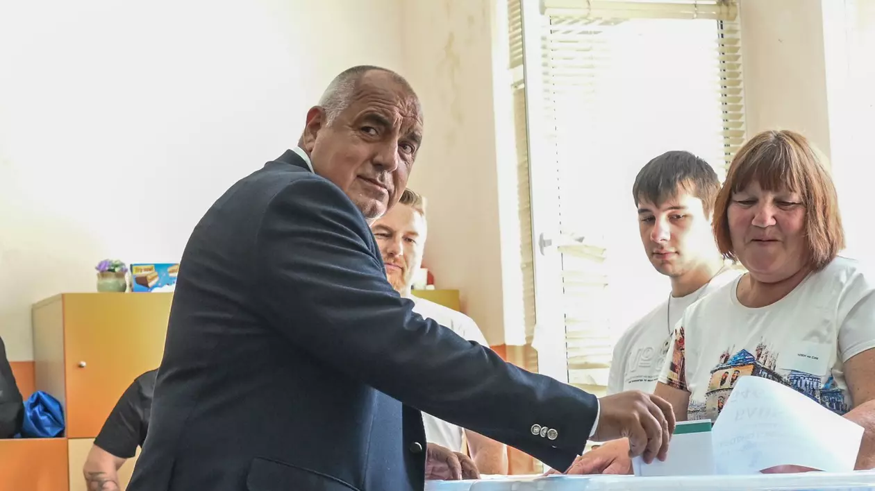 Boiko Borisov, la urne Foto: Profimedia