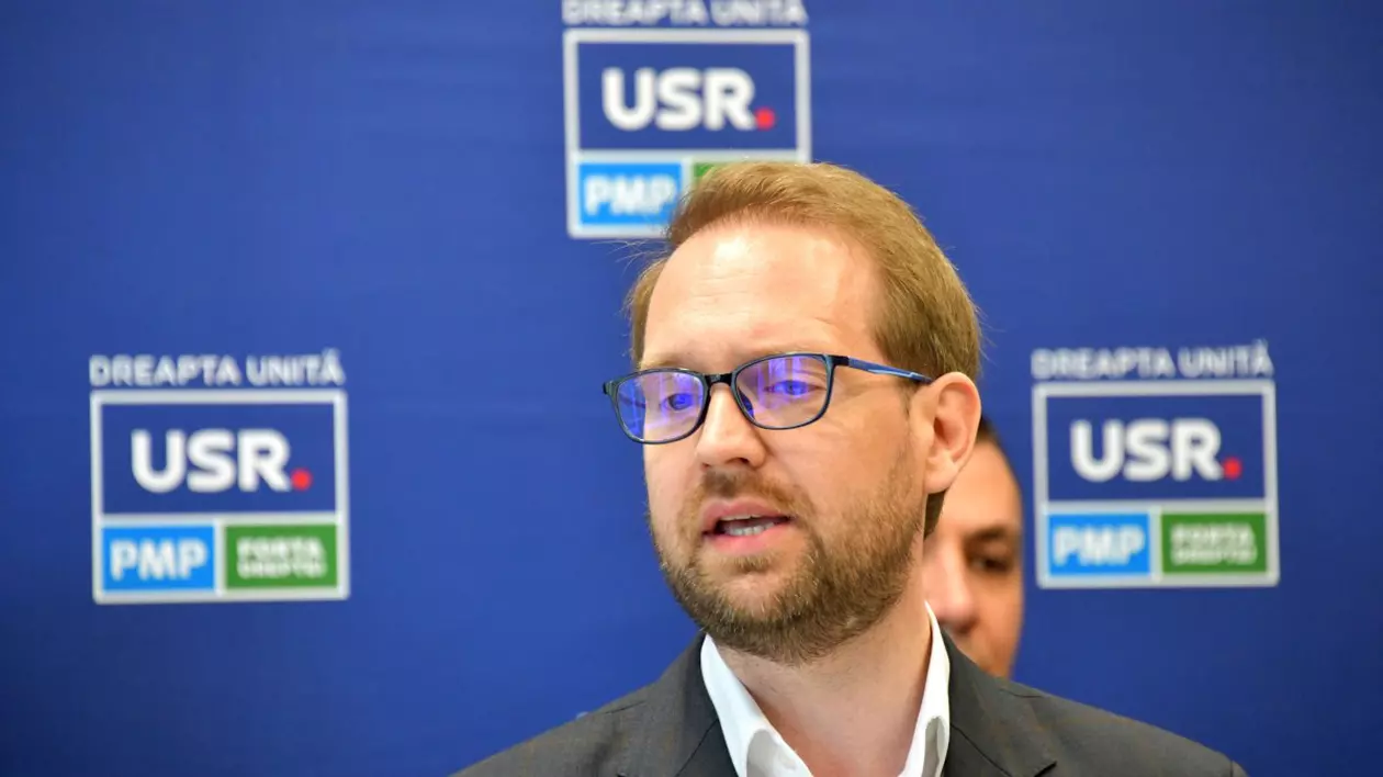 Dominic Fritz anunță că va candida la șefia USR după demisia lui Cătălin Drulă. „Nu pot să stau pasibil într-o situaţie foarte dificilă”