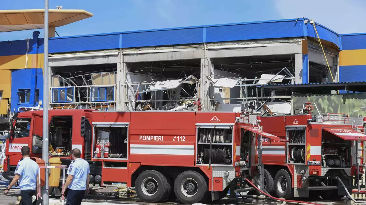 Explozie la Dedeman Botoșani. Care este starea persoanelor rănite internate la Iași și București