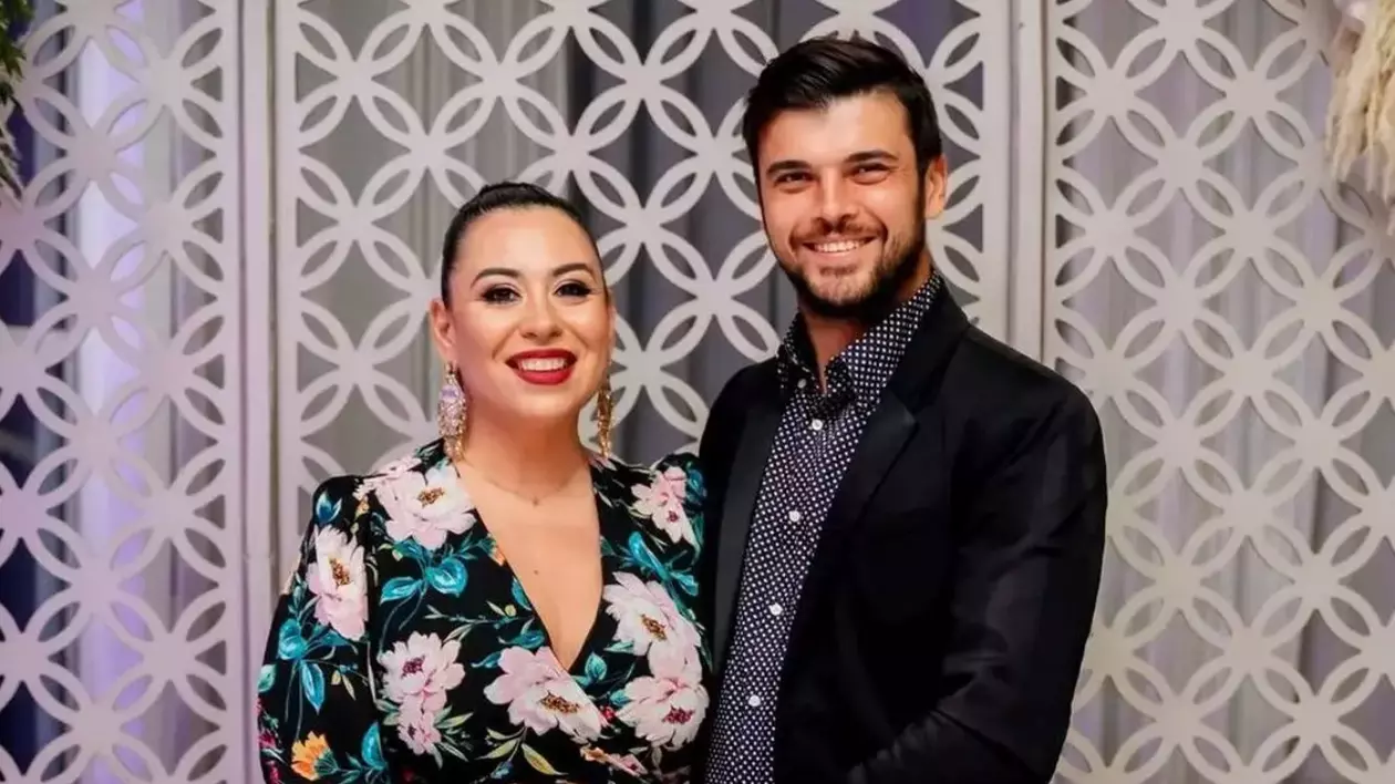 Oana Roman susține că Marius Elisei a șantajat-o după divorț. Ce i-ar fi făcut fostul soț: „Mi-a furat telefonul într-o seară”