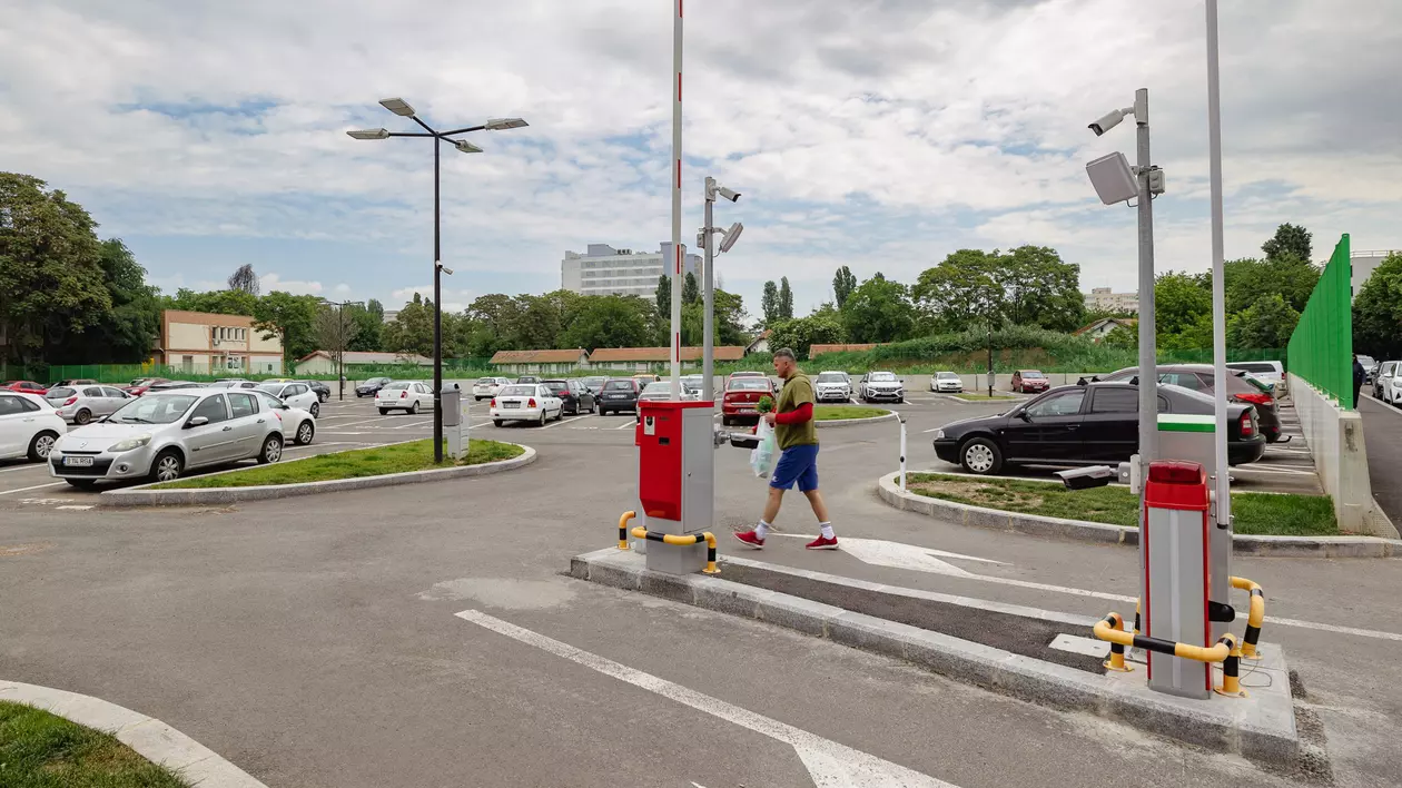 EXCLUSIV | Cum a luat Primăria Sectorului 4 de la bolnavi și a dat la șoferi un teren din proprietatea Spitalului „Obregia”. ASSMB: „În scopul dezvoltării infrastructurii sanitare”
