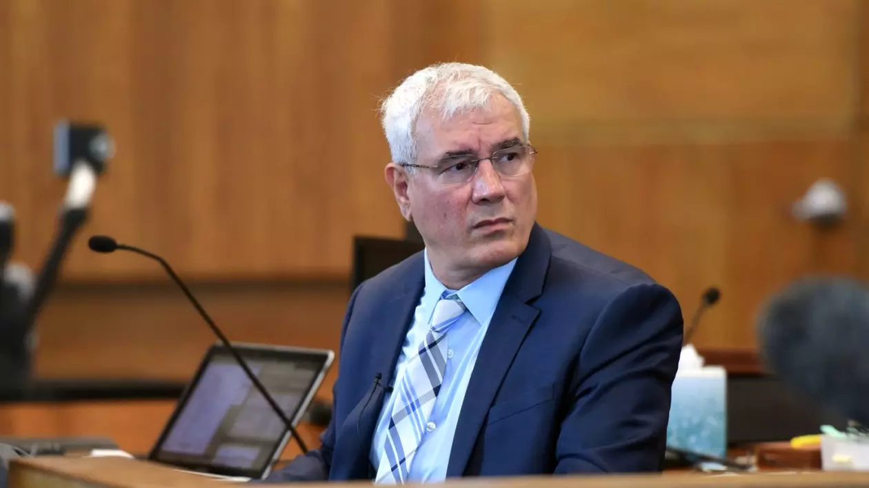 Un american acuzat de crimă, care a așteptat 20 de ani să fie executat, a fost declarat nevinovat de instanță