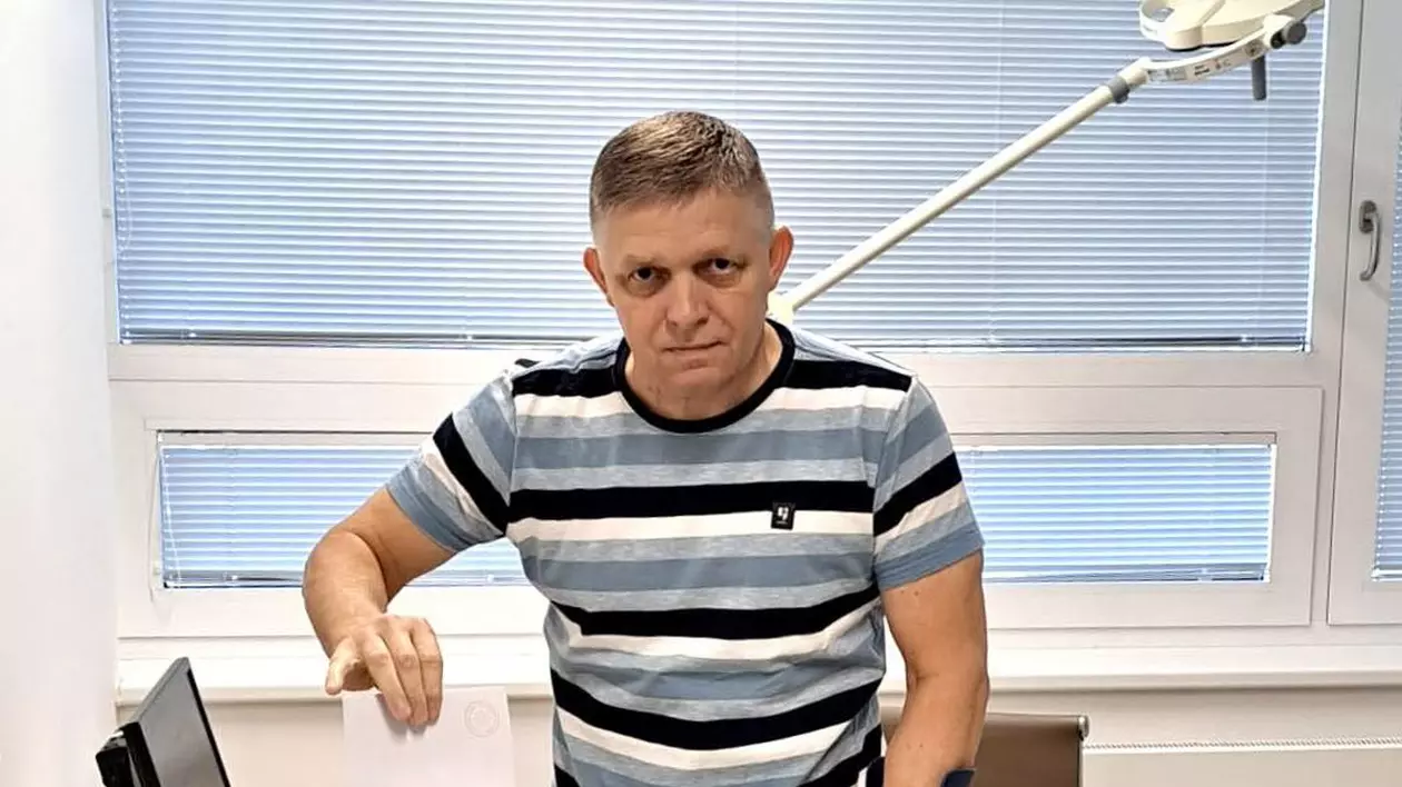 Robert Fico, încă în convalescență după tentativa de asasinat, a votat din spital la alegerile europarlamentare