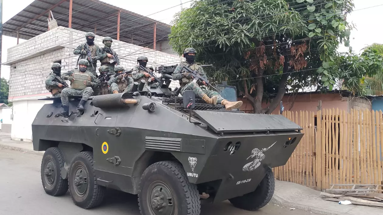 Armata și poliția au folosit tancuri pentru a-l captura pe fratele lui „Fito”, liderul celui mai influent cartel criminal din Ecuador