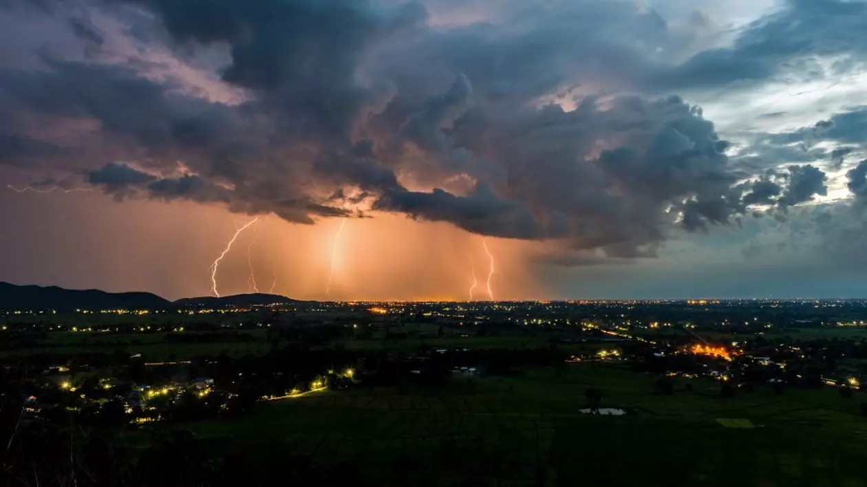 Cum se manifestă ciclonul Boris, fenomenul meteo care va afecta România în următoarele zile