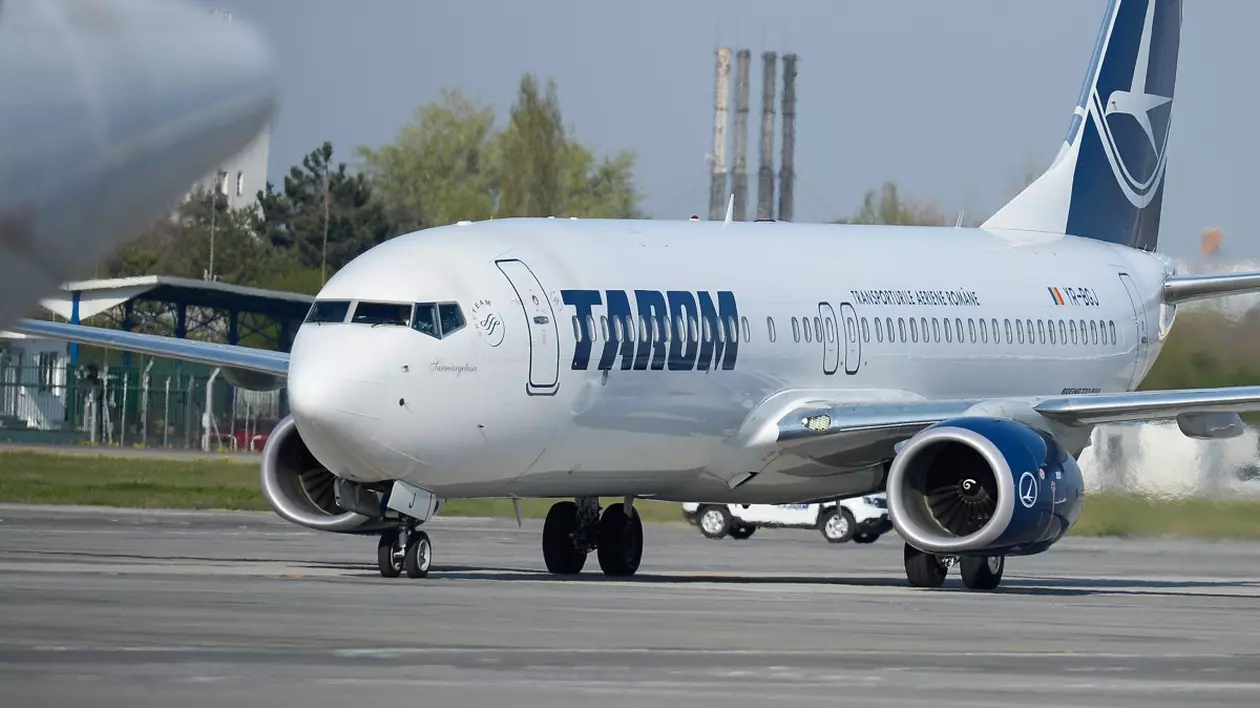 Cât câștigă un pilot TAROM comparativ cu cei de la alte companii. Și cu mărirea de 1.500 de euro rămâne în coada clasamentului