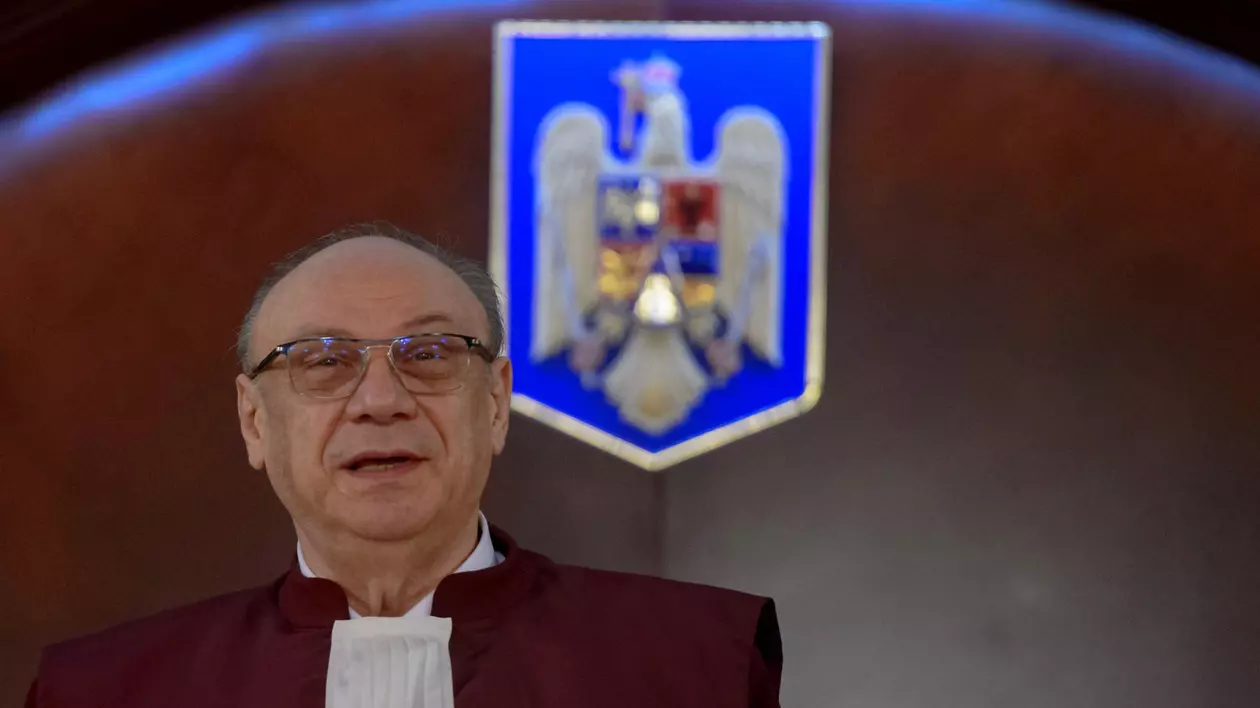 Prezidențiale 2025. Mesajele șefului CCR pe înțelesul tuturor: clarificări, avertismente la semnalele transmise instituțiilor