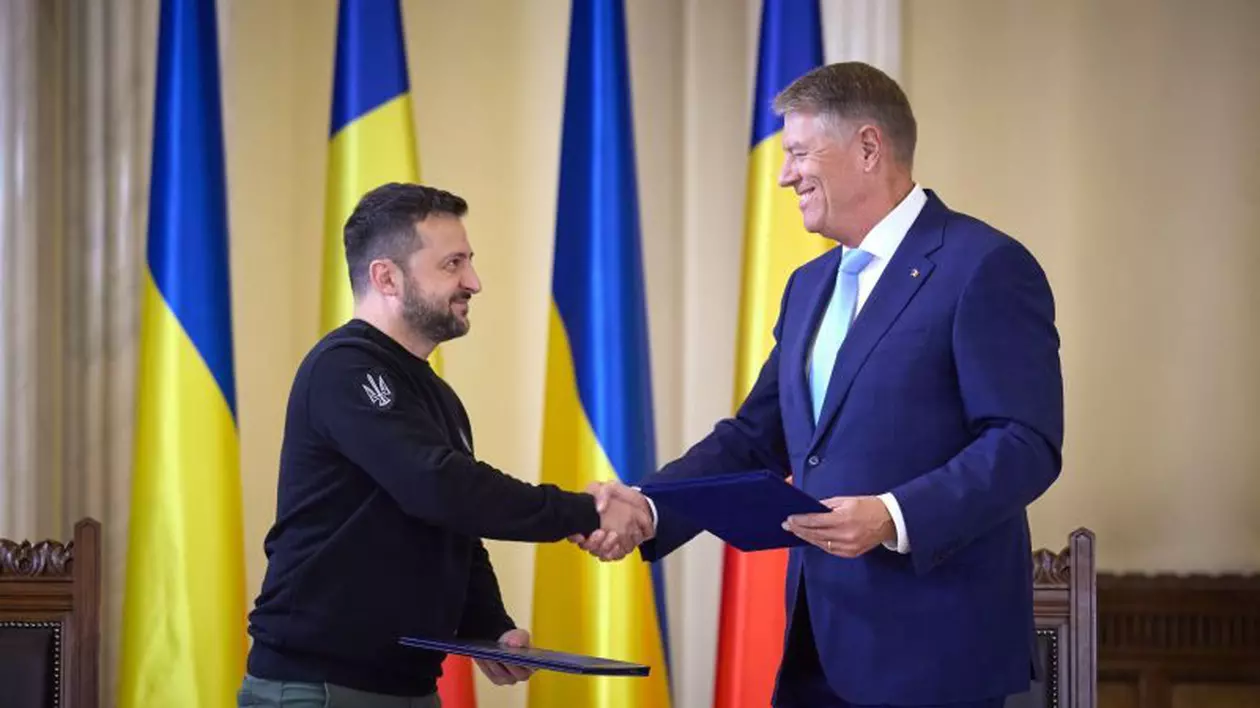 Klaus Iohannis i-a scris lui Zelenski de Ziua Independenţei Ucrainei. „Poziţia României rămâne neschimbată: vom fi alături de Ucraina”