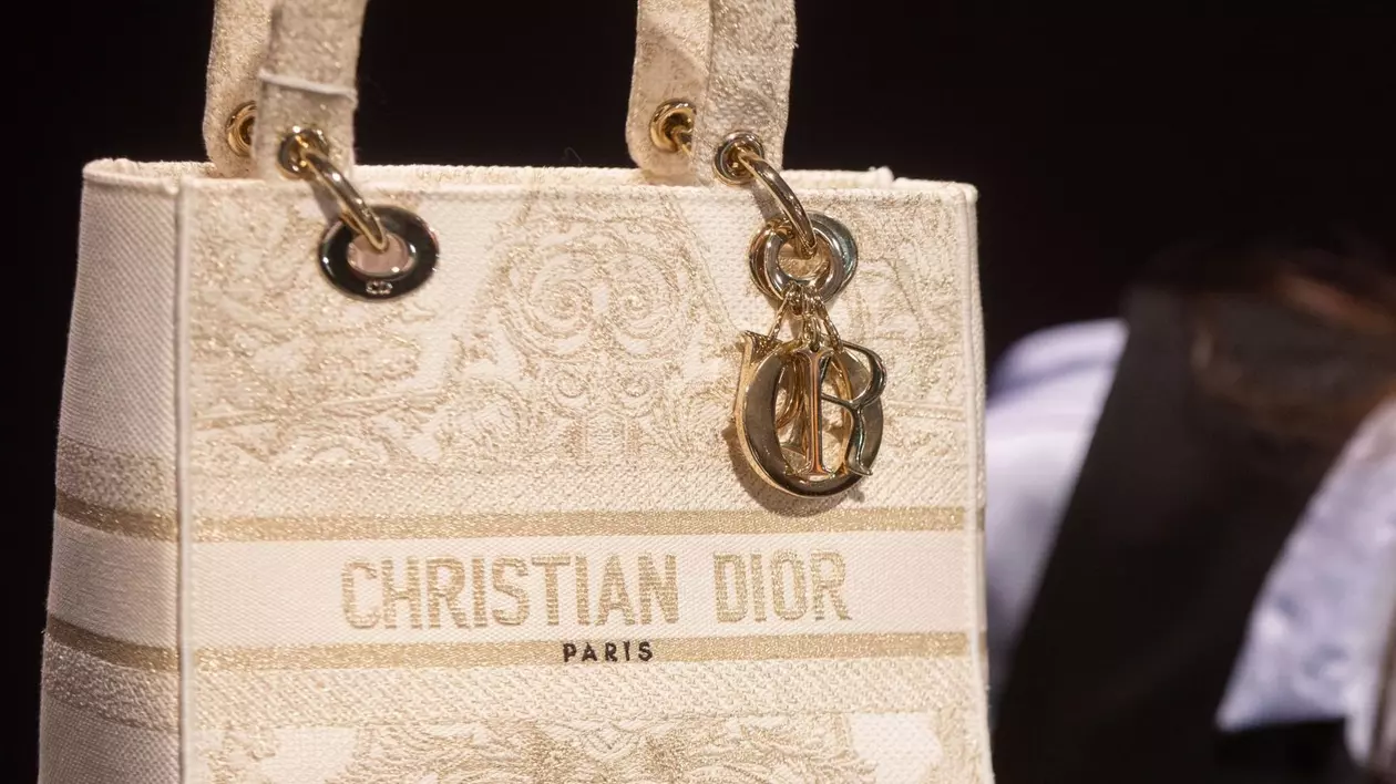 Brandul de lux Dior, acuzat de „sclavie modernă”, în Italia. Ce a dezvăluit o anchetă