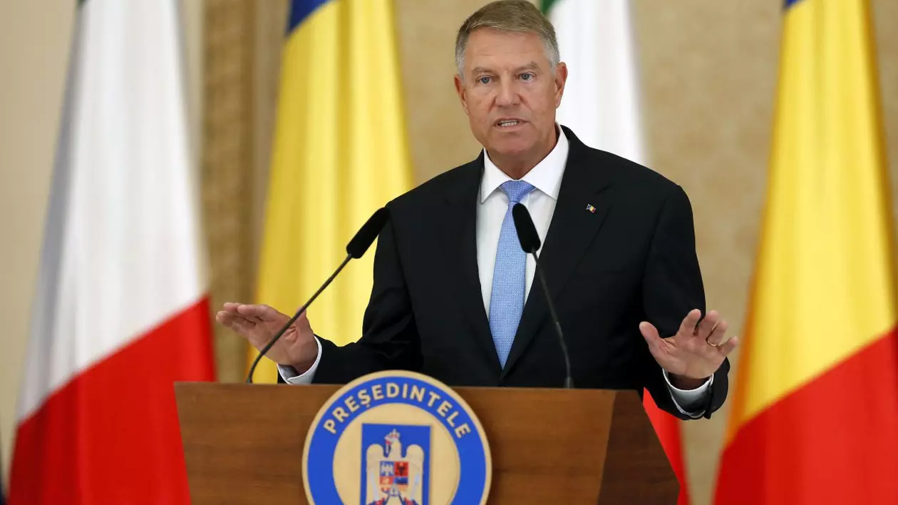 Iohannis, declarații despre „obiectivul comun de includere a României în programul Visa Waiver” la recepția de la Ambasada SUA
