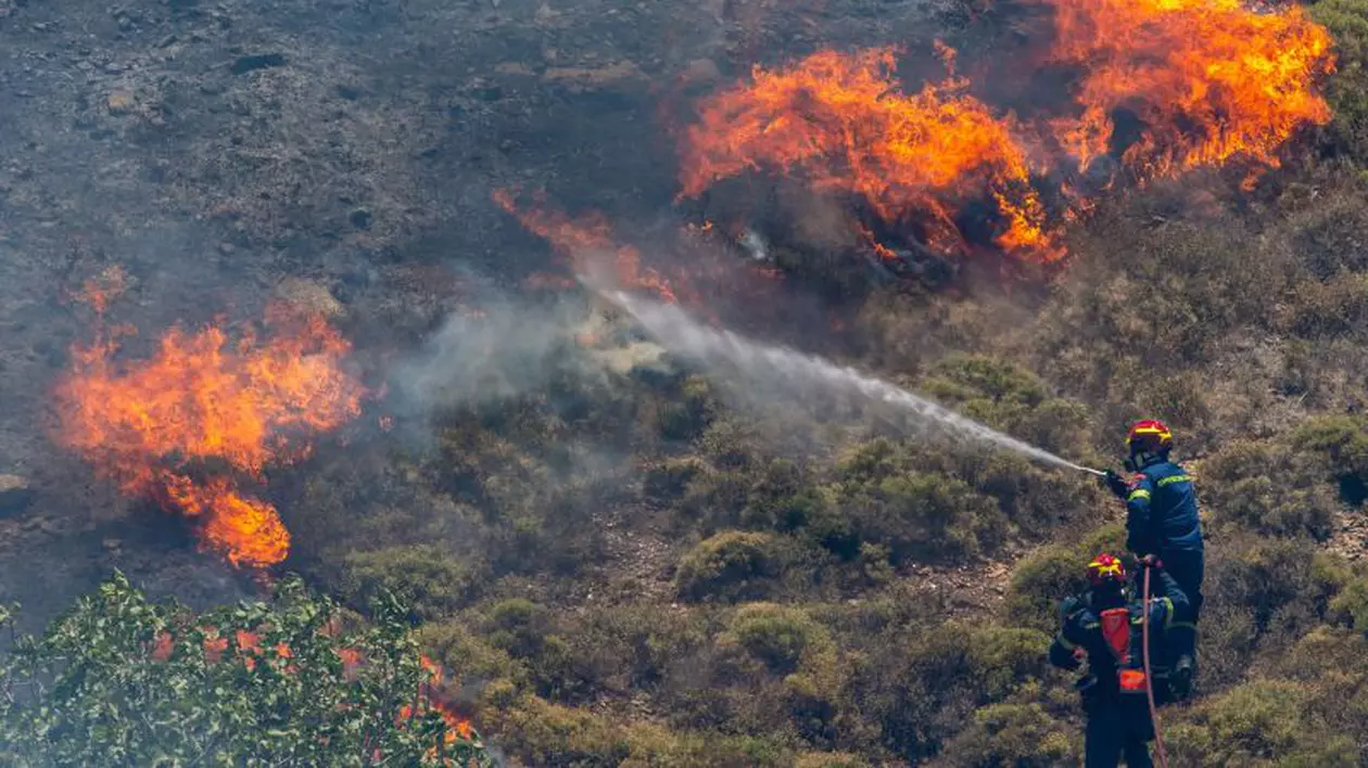 Numărul incendiilor din Grecia, de peste două ori mai mare în luna iunie comparativ cu 2023