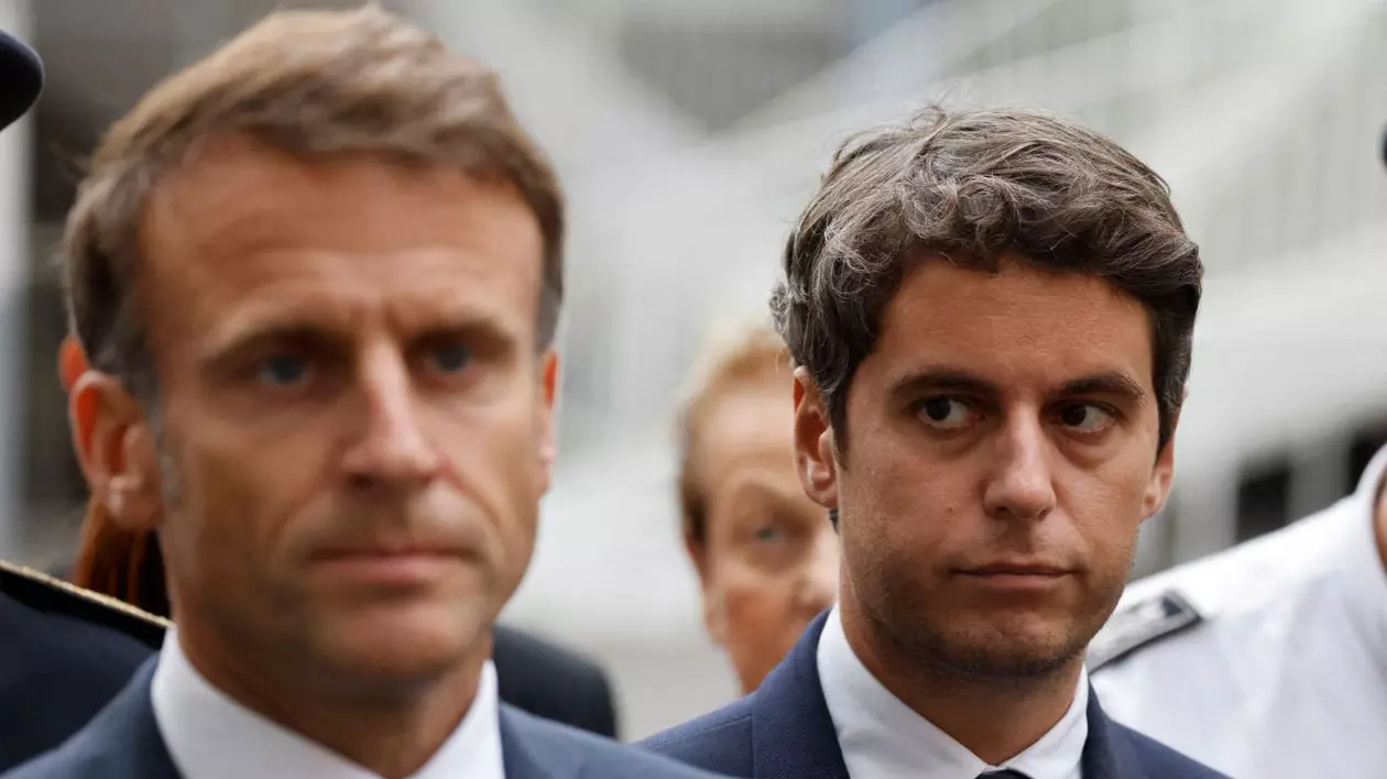 Emmanuel Macron i-a cerut lui Gabriel Attal să rămână prim-ministru „pentru moment”