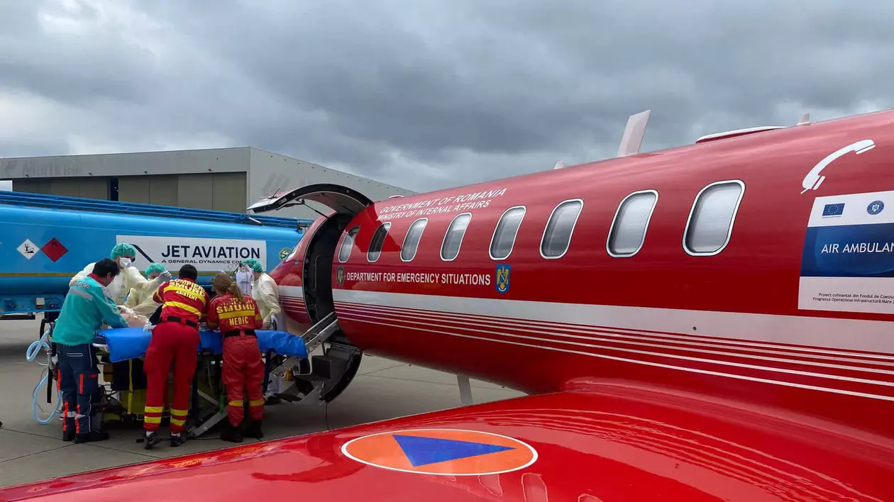 Misiune DSU: Soldat ucrainean grav rănit, transportat cu o aeronavă SMURD din Polonia în Ţările de Jos