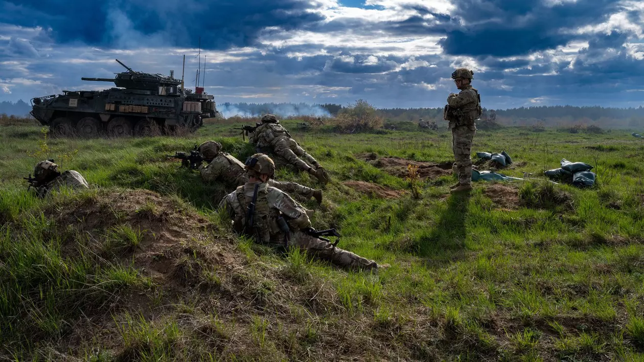 Europa trece la recrutare pe fondul creşterii amenințării unui război mai amplu cu Rusia. Este NATO pregătită? | Analiză CNN