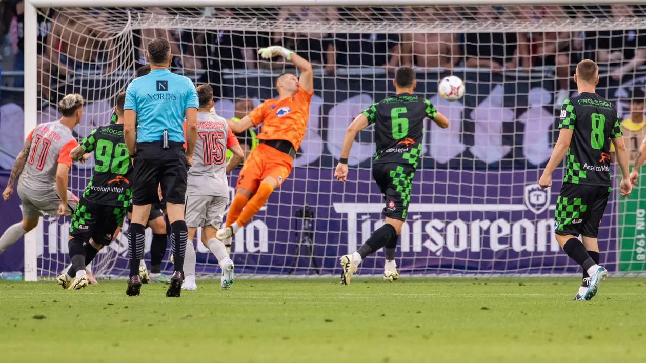 Supercupa României 2024, FCSB – Corvinul Hunedoara 3-0. Campioana s-a impus clar în fața câștigătoarei Cupei